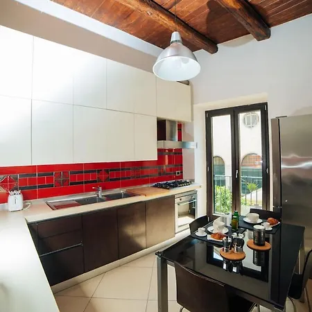 Domus Gisulfo Apartman Salerno