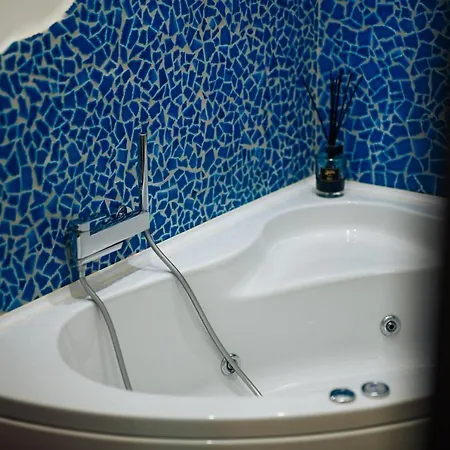 Domus Gisulfo Apartman Salerno